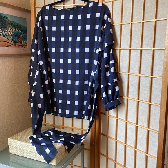 Banana Republic Navy Gingham Tuck Sleeve Tie Waist Blouse Small - Picture 4 of 14